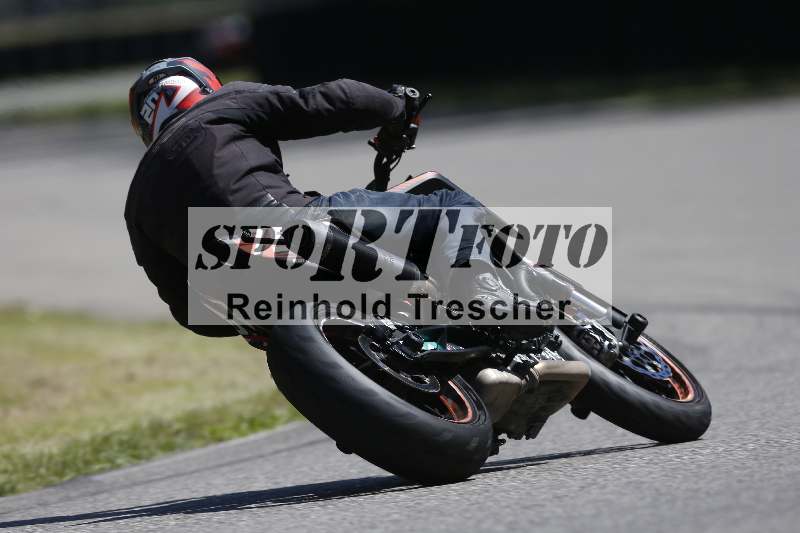 Archiv-2025/42 07.08.2025 Peter Studer Girls Day ADR/Gruppe blau/backside